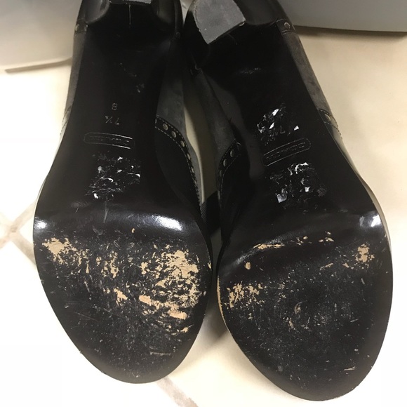 COACH HEELS - Picture 2 of 2